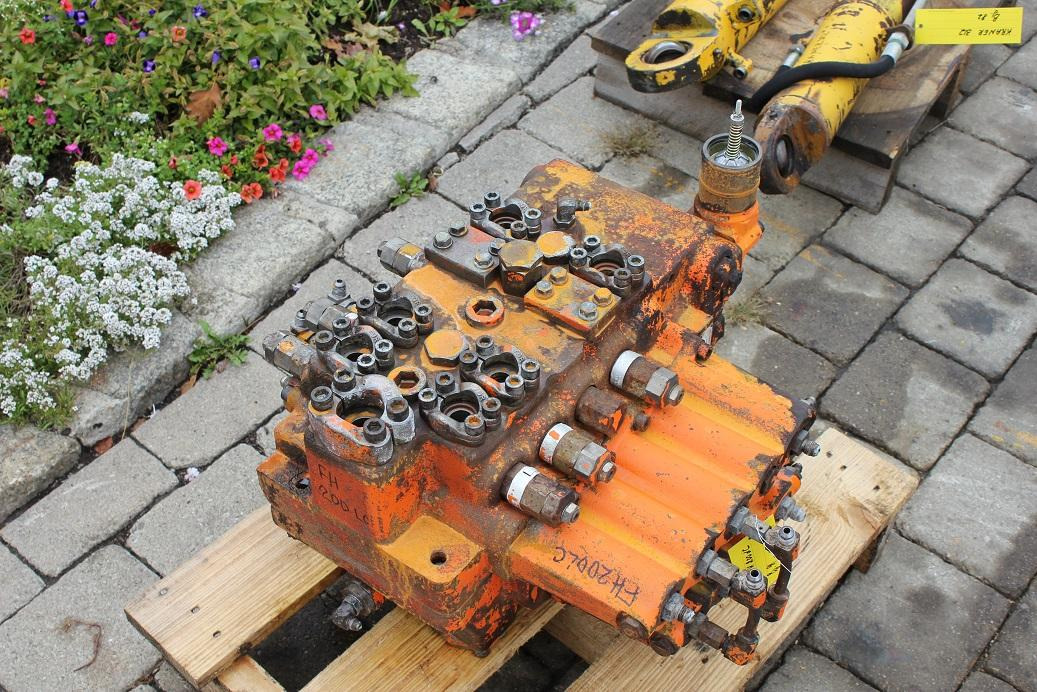 Hitachi FH200LC - Válvula hidráulica para Maquinaria de construcción: foto 2 Hitachi FH200LC - Válvula hidráulica para Maquinaria de construcción: foto 2