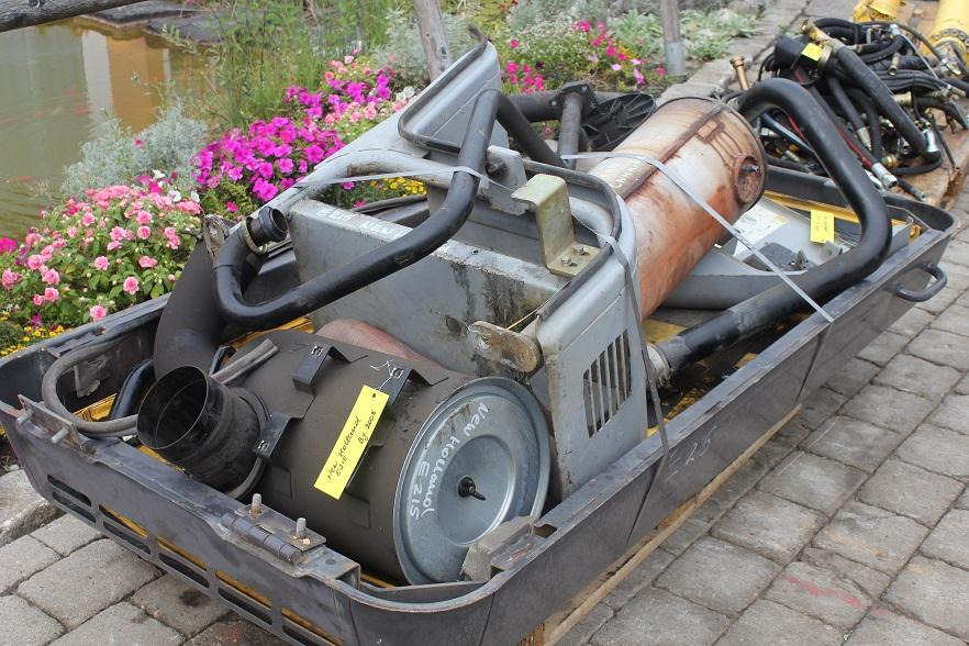 Holland E 215 - Cabina e interior para Excavadora de cadenas: foto 1 Holland E 215 - Cabina e interior para Excavadora de cadenas: foto 1