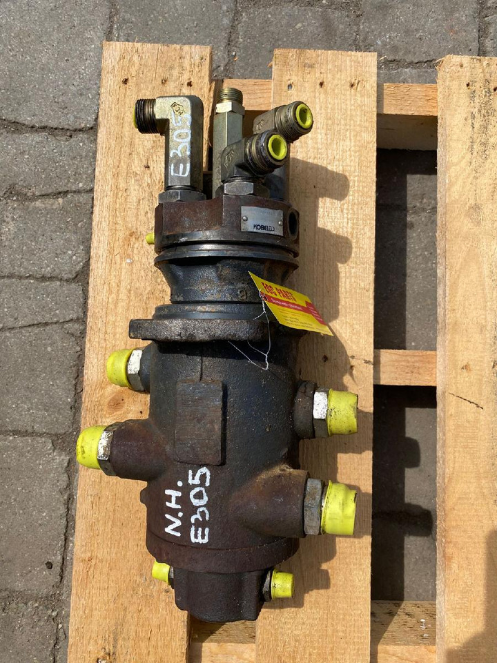 Holland E 305 - Reductor de giro para Excavadora de cadenas: foto 3 Holland E 305 - Reductor de giro para Excavadora de cadenas: foto 3