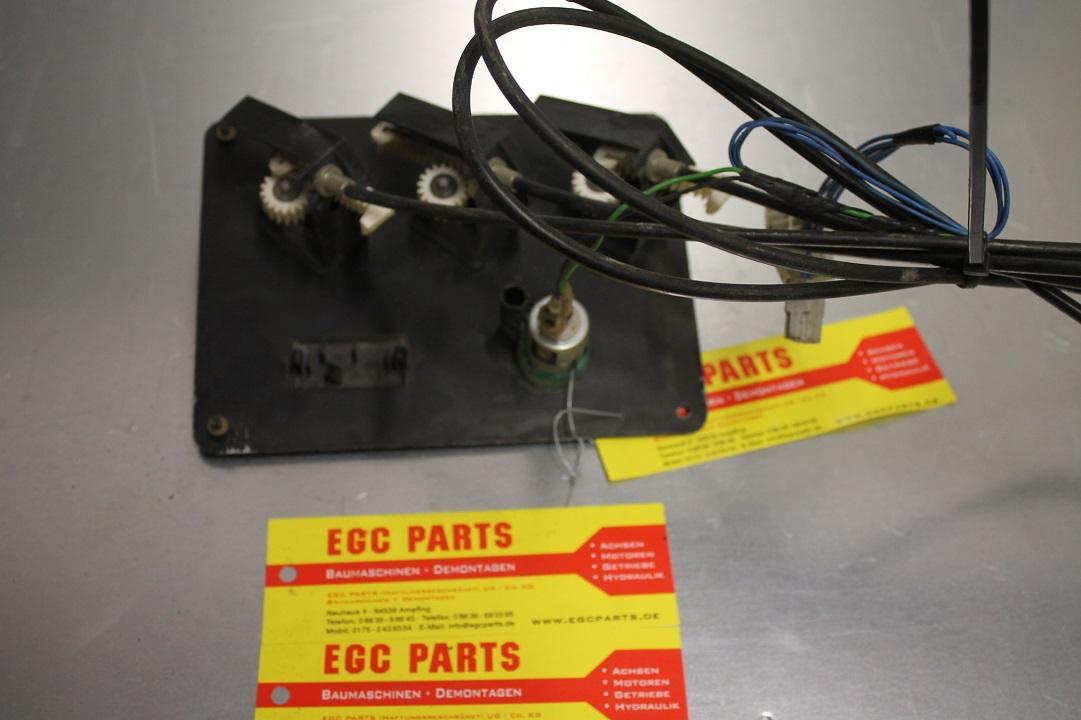 JCB 200, 210 - Salpicadero para Maquinaria de construcción: foto 5 JCB 200, 210 - Salpicadero para Maquinaria de construcción: foto 5