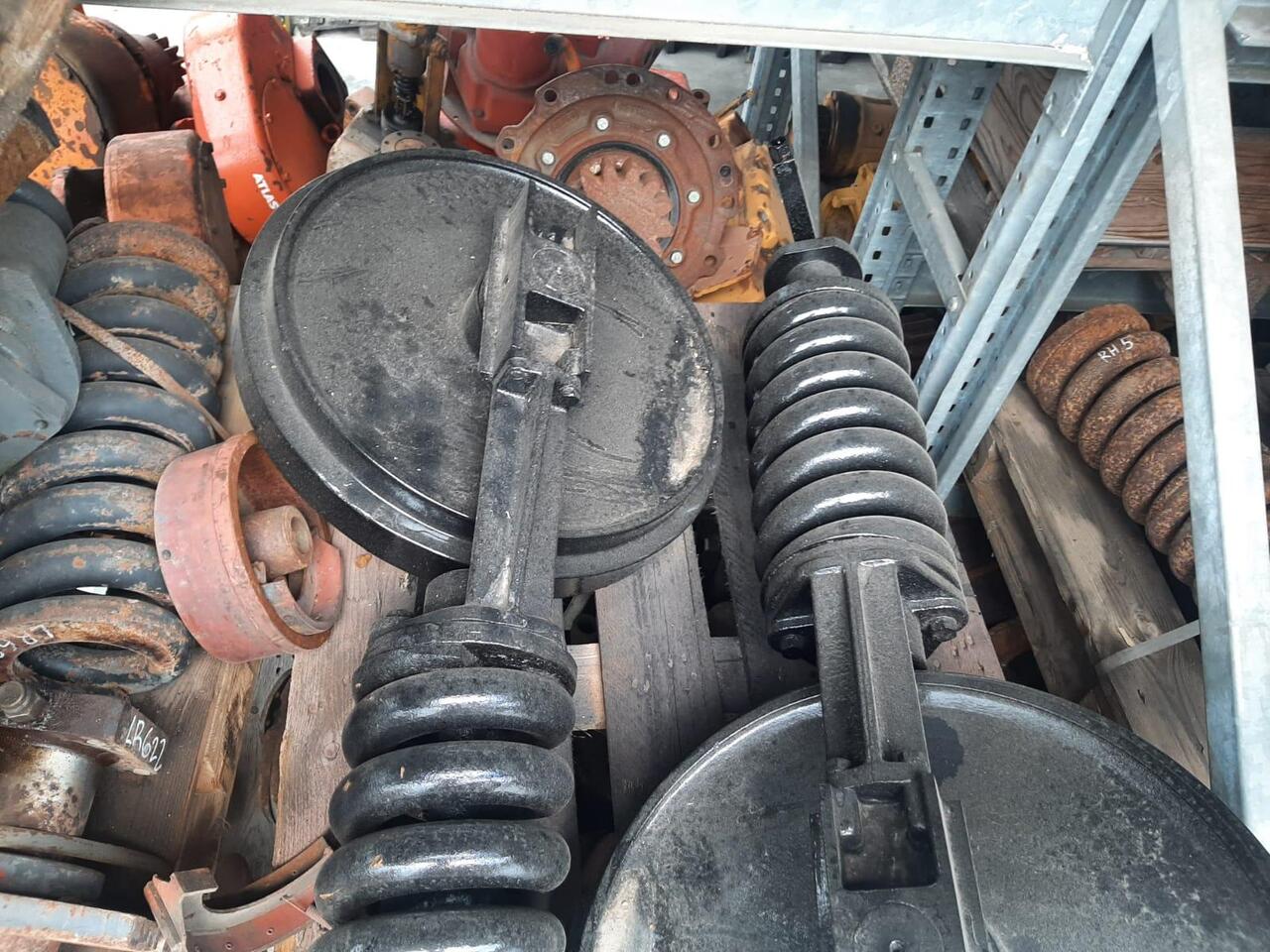 JCB 814 - Piezas del tren de rodaje para Maquinaria de construcción: foto 4 JCB 814 - Piezas del tren de rodaje para Maquinaria de construcción: foto 4