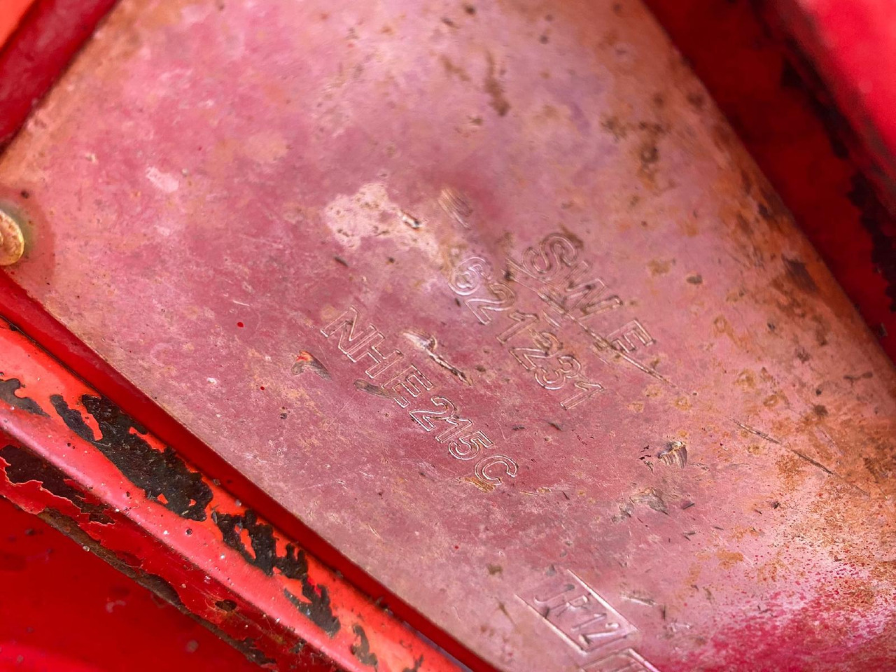 Lehnhof SW F aus New Holland E 215 - Acoplamiento rápido: foto 5 Lehnhof SW F aus New Holland E 215 - Acoplamiento rápido: foto 5