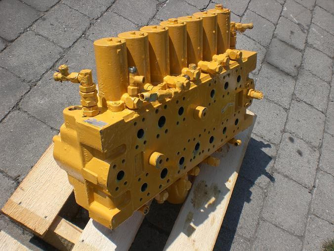 Liebherr A 902 Litronik - Válvula hidráulica para Maquinaria de construcción: foto 2 Liebherr A 902 Litronik - Válvula hidráulica para Maquinaria de construcción: foto 2