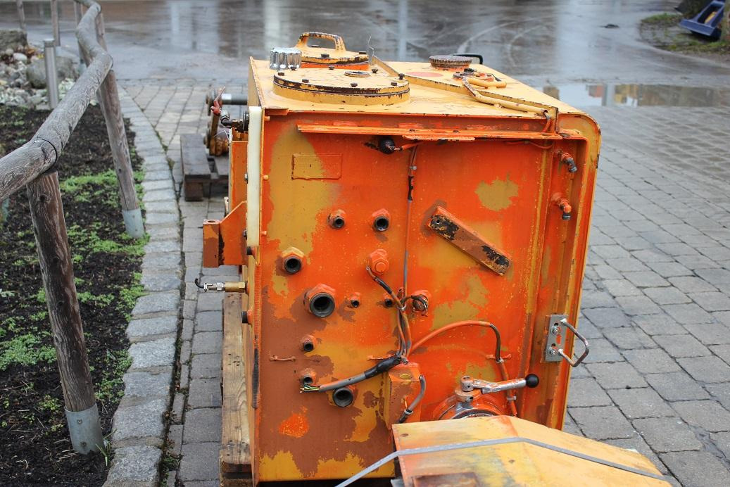 Liebherr A902 LIT - Carrocería y exterior para Maquinaria de construcción: foto 3 Liebherr A902 LIT - Carrocería y exterior para Maquinaria de construcción: foto 3