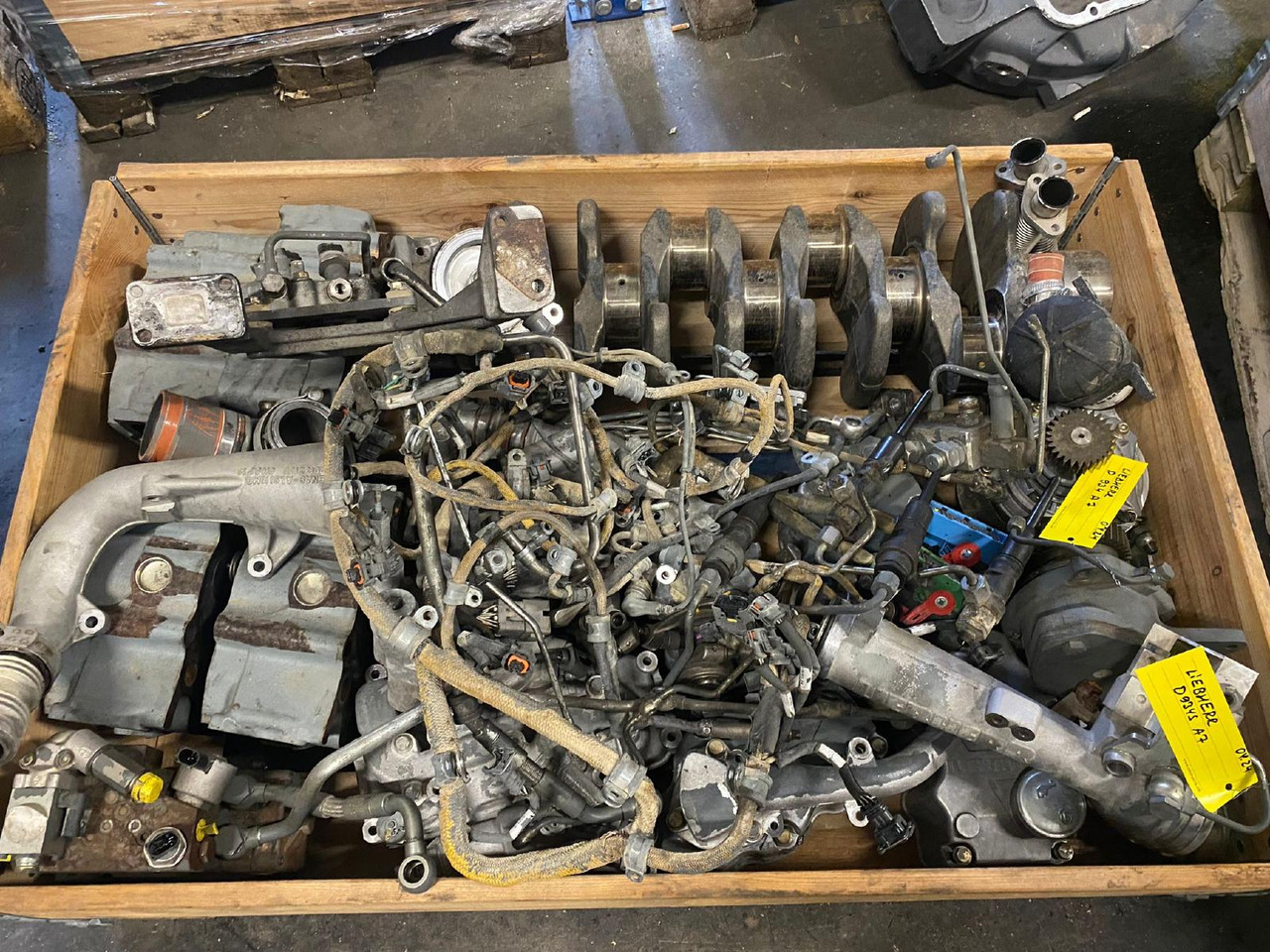 Liebherr D934S A7 - Motor y piezas para Maquinaria de construcción: foto 2 Liebherr D934S A7 - Motor y piezas para Maquinaria de construcción: foto 2