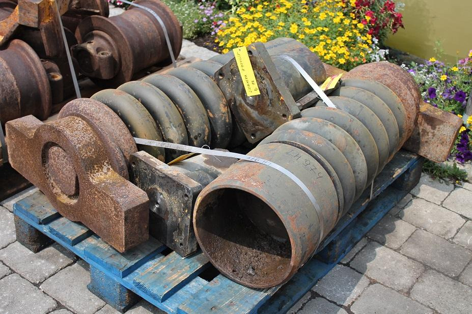 Liebherr R 974 - Piezas del tren de rodaje para Maquinaria de construcción: foto 2 Liebherr R 974 - Piezas del tren de rodaje para Maquinaria de construcción: foto 2