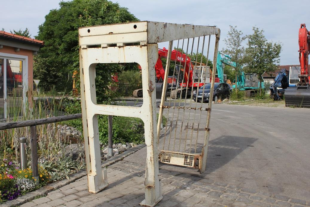 Liebherr R 974, R 964 - Carrocería y exterior para Maquinaria de construcción: foto 2 Liebherr R 974, R 964 - Carrocería y exterior para Maquinaria de construcción: foto 2