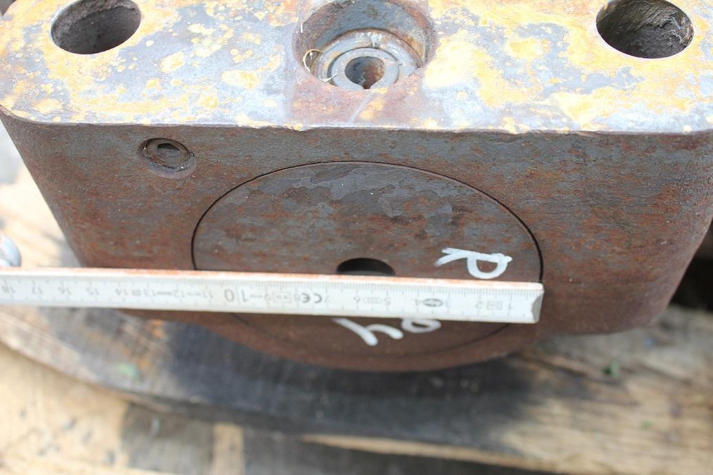 Liebherr R 984 - Oruga - Rodillos para Maquinaria de construcción: foto 4 Liebherr R 984 - Oruga - Rodillos para Maquinaria de construcción: foto 4