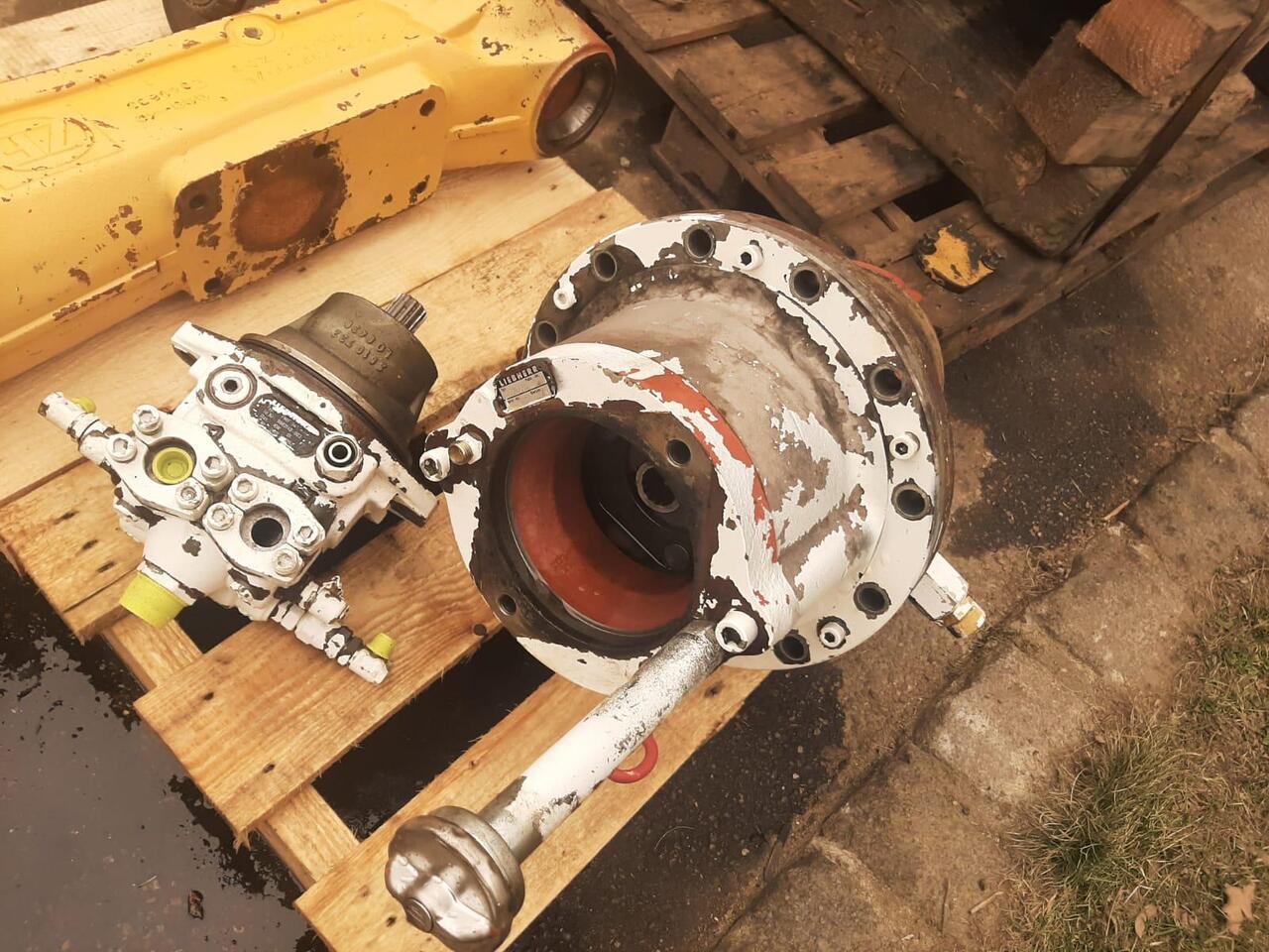 Liebherr SAT 225 / 220 aus A900B - Reductor de giro para Maquinaria de construcción: foto 4 Liebherr SAT 225 / 220 aus A900B - Reductor de giro para Maquinaria de construcción: foto 4