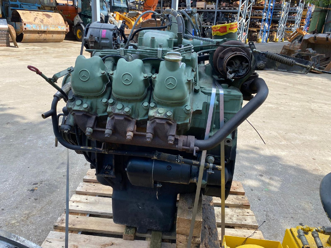 Mercedes Benz OM 421 aus PB 240 - Motor para Maquinaria de construcción: foto 2 Mercedes Benz OM 421 aus PB 240 - Motor para Maquinaria de construcción: foto 2