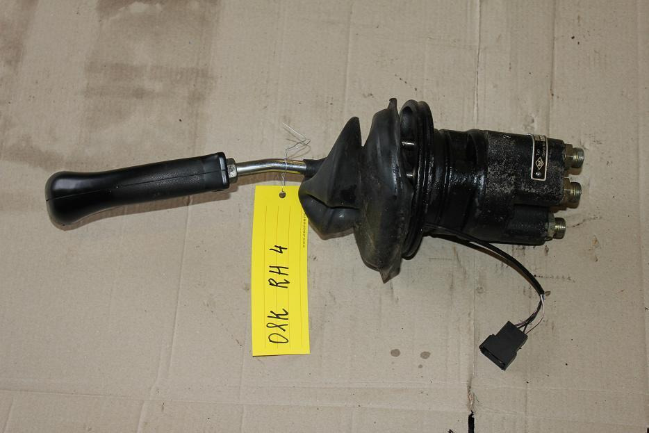 O&K RH 4 PMS Joystick - Cabina e interior para Maquinaria de construcción: foto 4 O&K RH 4 PMS Joystick - Cabina e interior para Maquinaria de construcción: foto 4