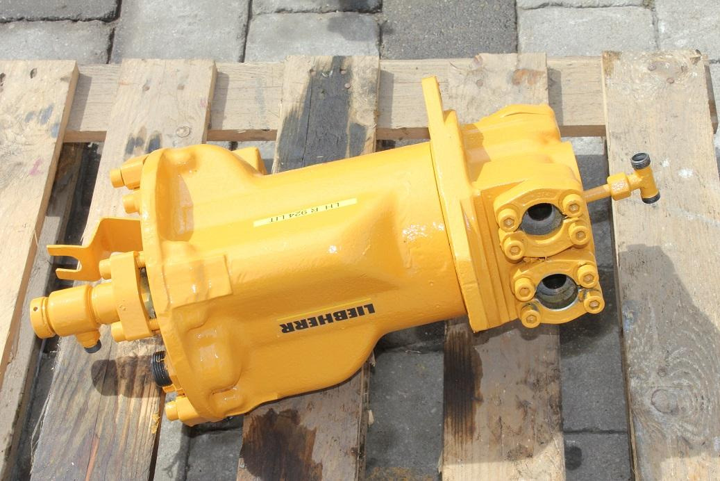 Piezas de recambio para Excavadora Liebherr R 924: foto 6