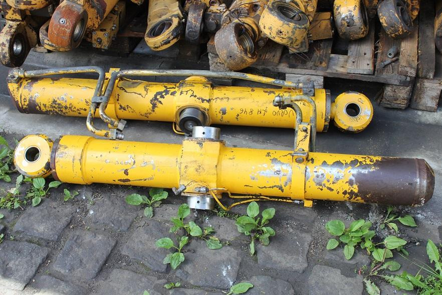 Volvo LM 846 - Cilindro hidráulico para Maquinaria de construcción: foto 4 Volvo LM 846 - Cilindro hidráulico para Maquinaria de construcción: foto 4