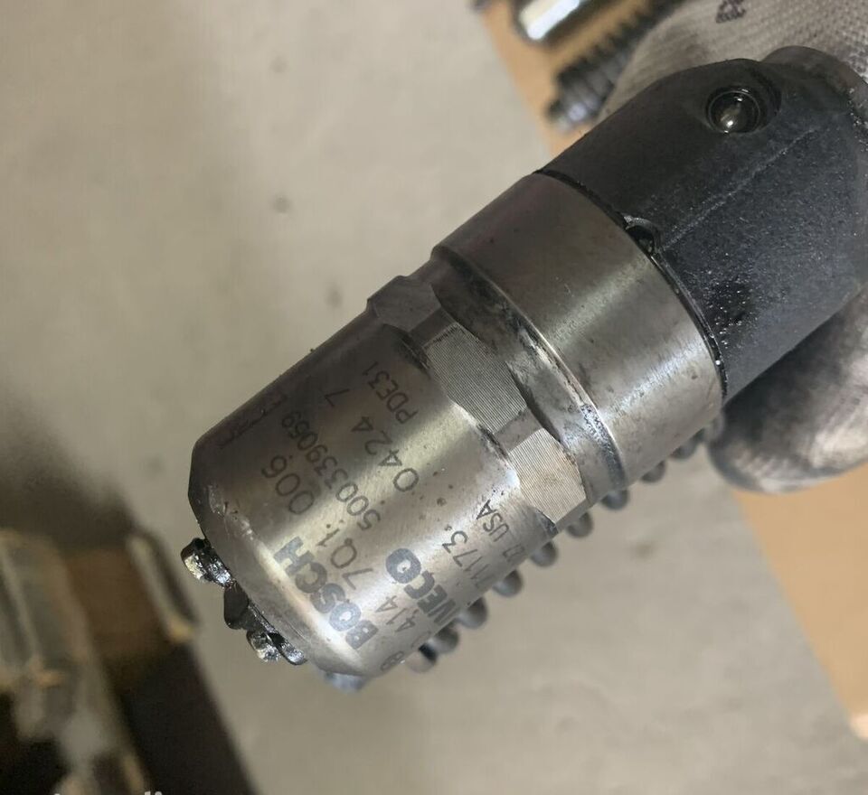 Bosch 0414701006 IVECO Stralis truck - Inyector para Camión: foto 2 Bosch 0414701006 IVECO Stralis truck - Inyector para Camión: foto 2