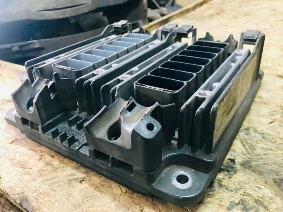 HURT silnika regeneracja DC13 147   Scania - Unidad de control para Camión: foto 1 HURT silnika regeneracja DC13 147   Scania - Unidad de control para Camión: foto 1