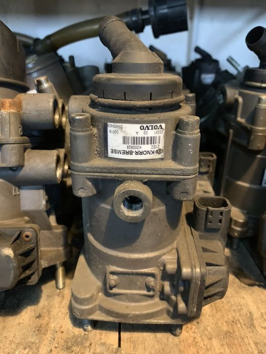 Knorr-Bremse K000928 Volvo truck - Cilindro de freno para Camión: foto 1 Knorr-Bremse K000928 Volvo truck - Cilindro de freno para Camión: foto 1