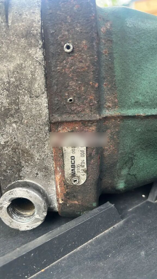 Kompresor Sprężarka Powietrza Volvo WABCO 4127040080 Volvo - Compresor para Camión: foto 3 Kompresor Sprężarka Powietrza Volvo WABCO 4127040080 Volvo - Compresor para Camión: foto 3