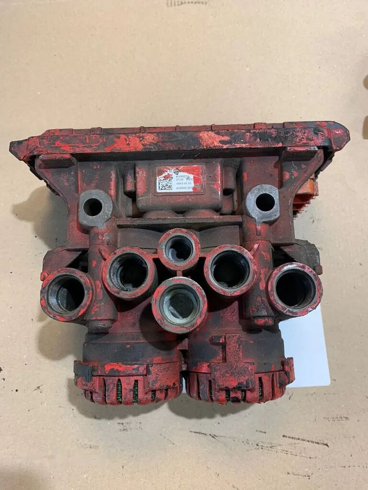 Modulator Podwójny KNORR BREMSE MAN K050210 Zawór EBS K050210 - Válvula de freno para Camión: foto 2 Modulator Podwójny KNORR BREMSE MAN K050210 Zawór EBS K050210 - Válvula de freno para Camión: foto 2