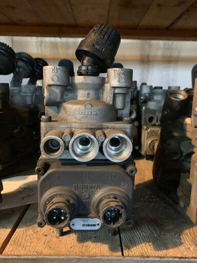 WABCO Zawór główny hamulca 4800015000 DAF 95xf/cf - Cilindro de freno para Camión: foto 1 WABCO Zawór główny hamulca 4800015000 DAF 95xf/cf - Cilindro de freno para Camión: foto 1