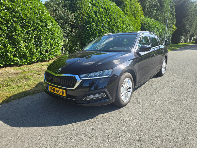 Škoda Octavia Combi 1.0 Benzine - Coche: foto 1 Škoda Octavia Combi 1.0 Benzine - Coche: foto 1