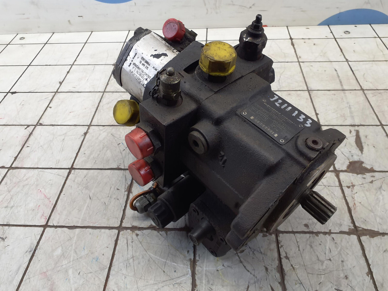 BRUENINGHAUS HYDROMATIK hydraulic pump - Bomba hidráulica para Autogrúa: foto 1 BRUENINGHAUS HYDROMATIK hydraulic pump - Bomba hidráulica para Autogrúa: foto 1