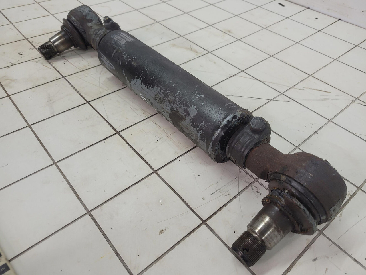 FAUN ATF 60-4 steering cylinder - Cilindro hidráulico para Autogrúa: foto 3 FAUN ATF 60-4 steering cylinder - Cilindro hidráulico para Autogrúa: foto 3