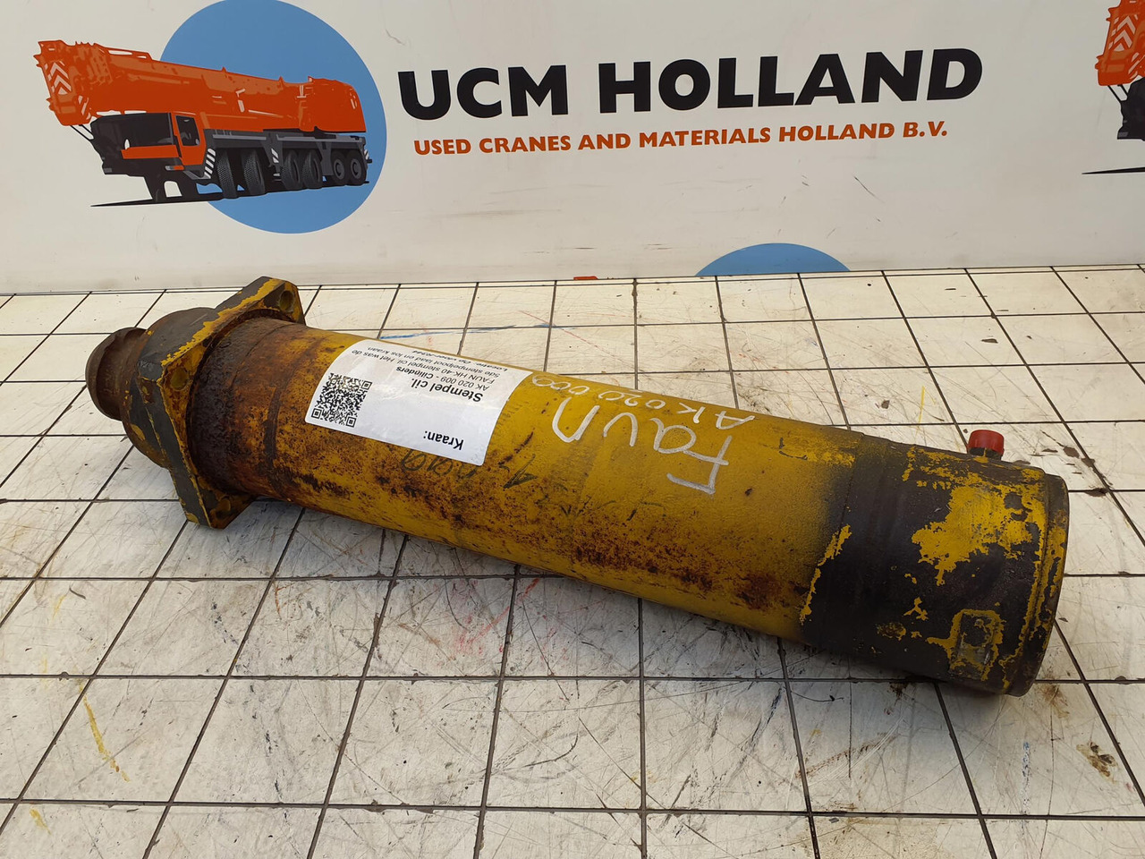 FAUN HK 40 outrigger cylinder - Cilindro hidráulico para Grúa: foto 4 FAUN HK 40 outrigger cylinder - Cilindro hidráulico para Grúa: foto 4