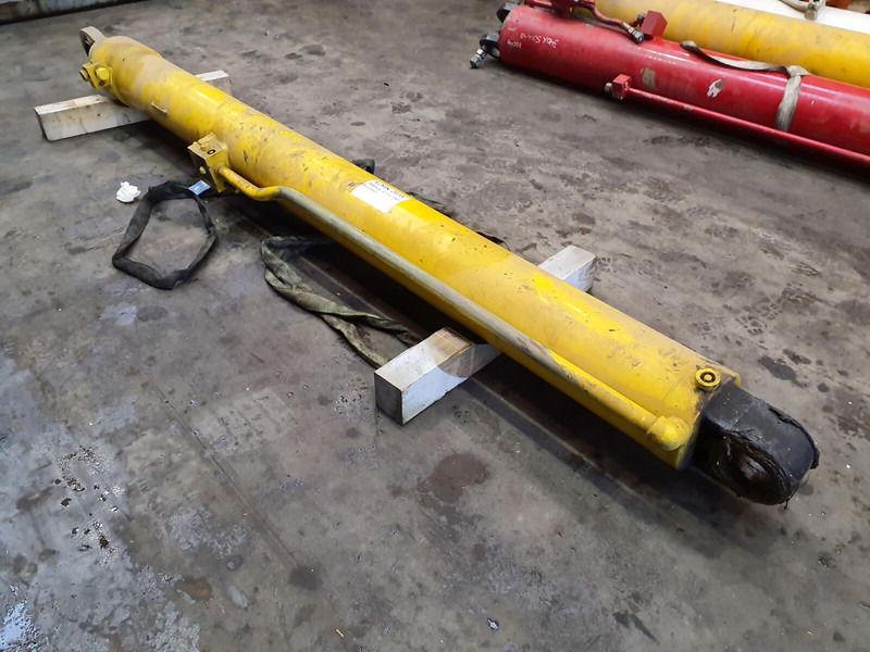 Grove GMK 2035 boom cylinder - Cilindro hidráulico para Grúa: foto 2 Grove GMK 2035 boom cylinder - Cilindro hidráulico para Grúa: foto 2