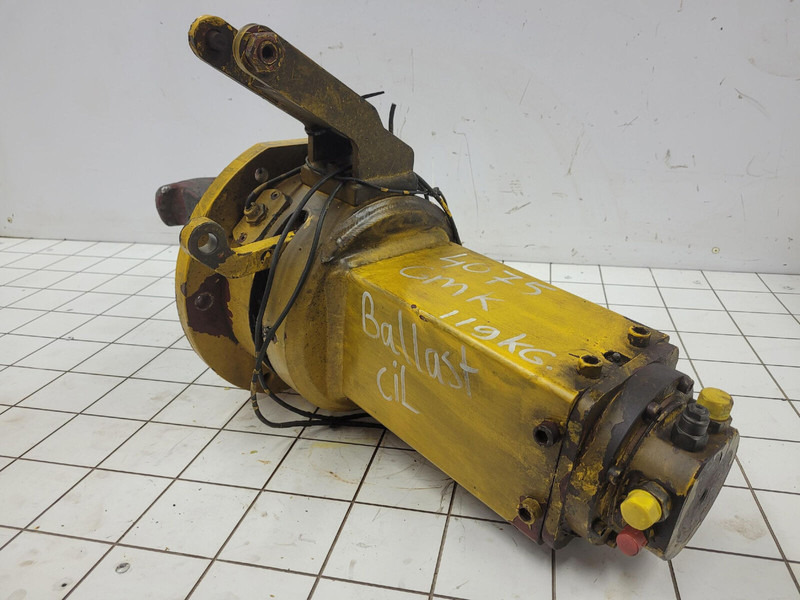 Grove GMK 4075 lifting unit counterweight left - Cilindro hidráulico para Grúa: foto 3 Grove GMK 4075 lifting unit counterweight left - Cilindro hidráulico para Grúa: foto 3
