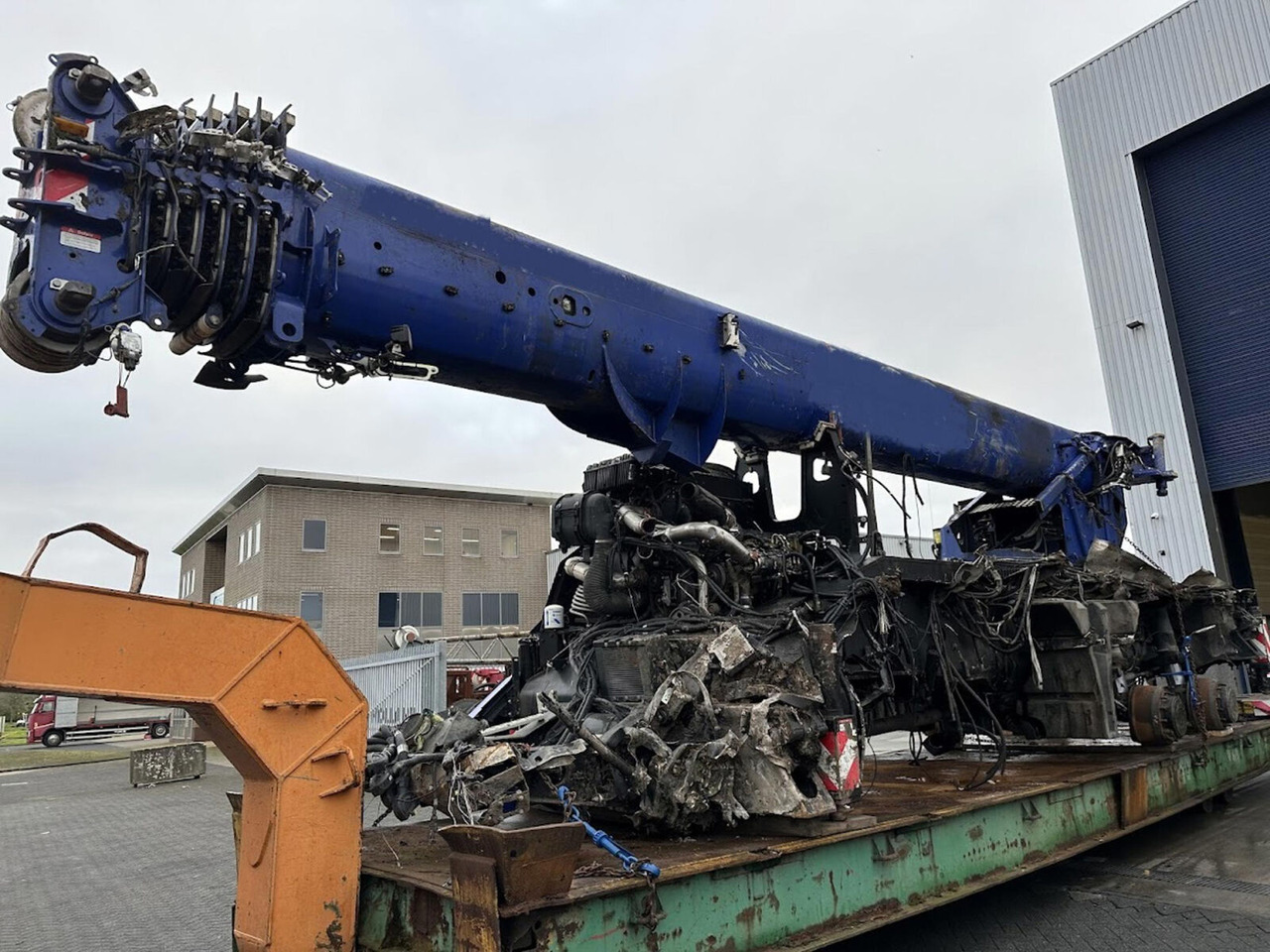 Grove GMK 4090 - Grúa todo terreno: foto 2 Grove GMK 4090 - Grúa todo terreno: foto 2