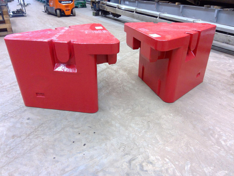 Grove GMK 5130-1/2 counterweight 5,8 ton - Contrapeso para Maquinaria de construcción: foto 1 Grove GMK 5130-1/2 counterweight 5,8 ton - Contrapeso para Maquinaria de construcción: foto 1