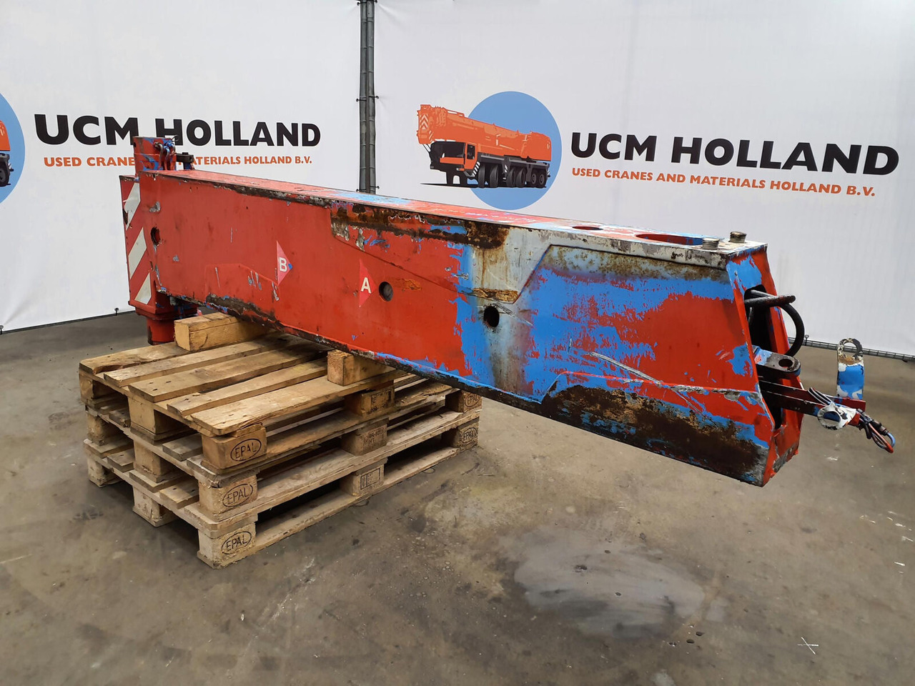 Grove GMK 5130-1 outrigger beam complete rear - Suspensión para Autogrúa: foto 3 Grove GMK 5130-1 outrigger beam complete rear - Suspensión para Autogrúa: foto 3