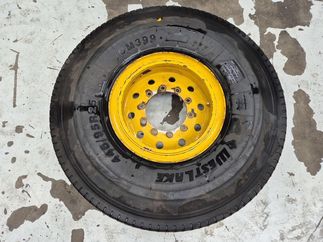 Grove Wheel 445/95R25 10 13 3p - Rueda completa para Grúa: foto 2 Grove Wheel 445/95R25 10 13 3p - Rueda completa para Grúa: foto 2