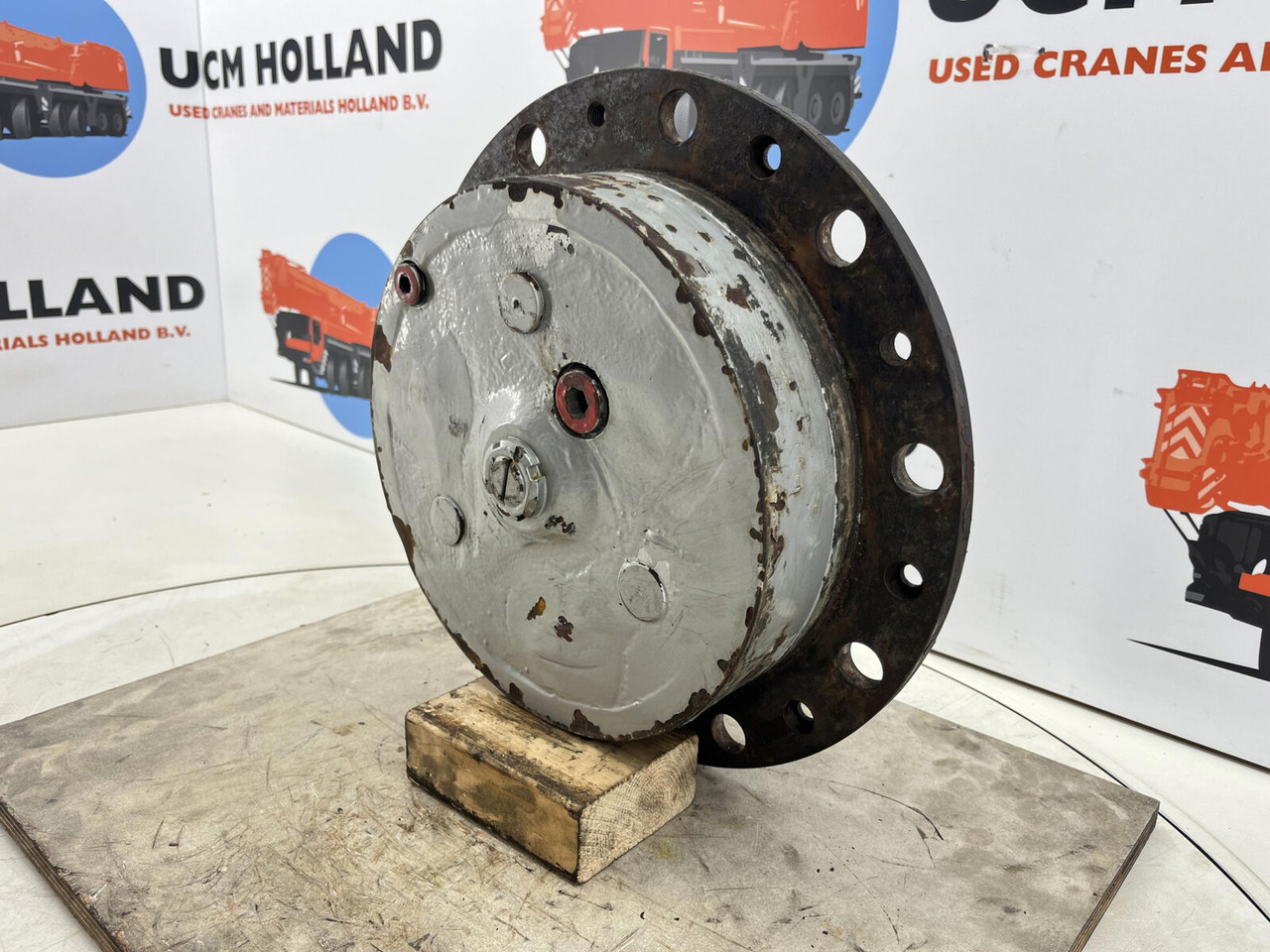 Kessler Planetary gear 31-15-62-40-3pl-H84-46 - Reductor de giro para Grúa: foto 2 Kessler Planetary gear 31-15-62-40-3pl-H84-46 - Reductor de giro para Grúa: foto 2