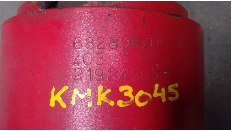 Krupp KMK 3045 boom cylinder - Cilindro hidráulico para Grúa: foto 5 Krupp KMK 3045 boom cylinder - Cilindro hidráulico para Grúa: foto 5