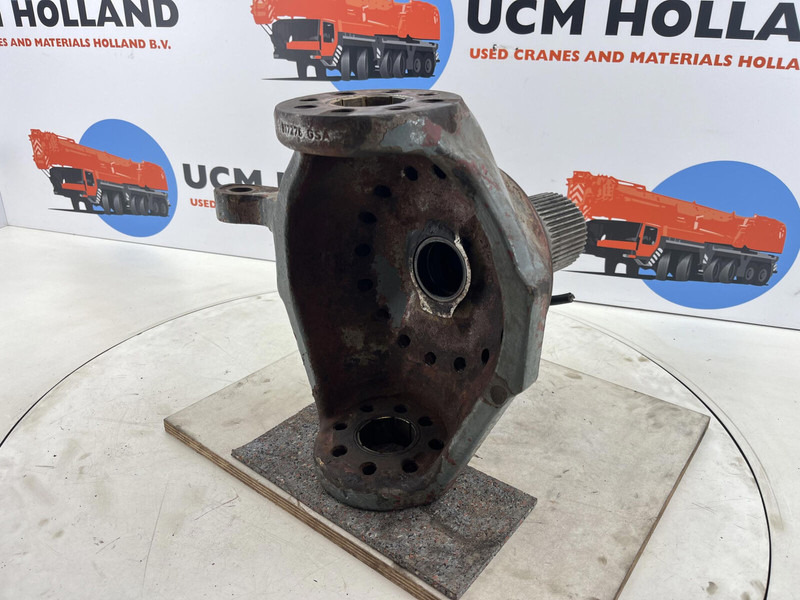 Liebherr 16 holes axle 3 left - Mangueta para Grúa: foto 4 Liebherr 16 holes axle 3 left - Mangueta para Grúa: foto 4