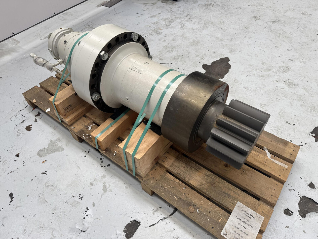 Liebherr LHM slew gear - Reductor de giro para Autogrúa: foto 1 Liebherr LHM slew gear - Reductor de giro para Autogrúa: foto 1