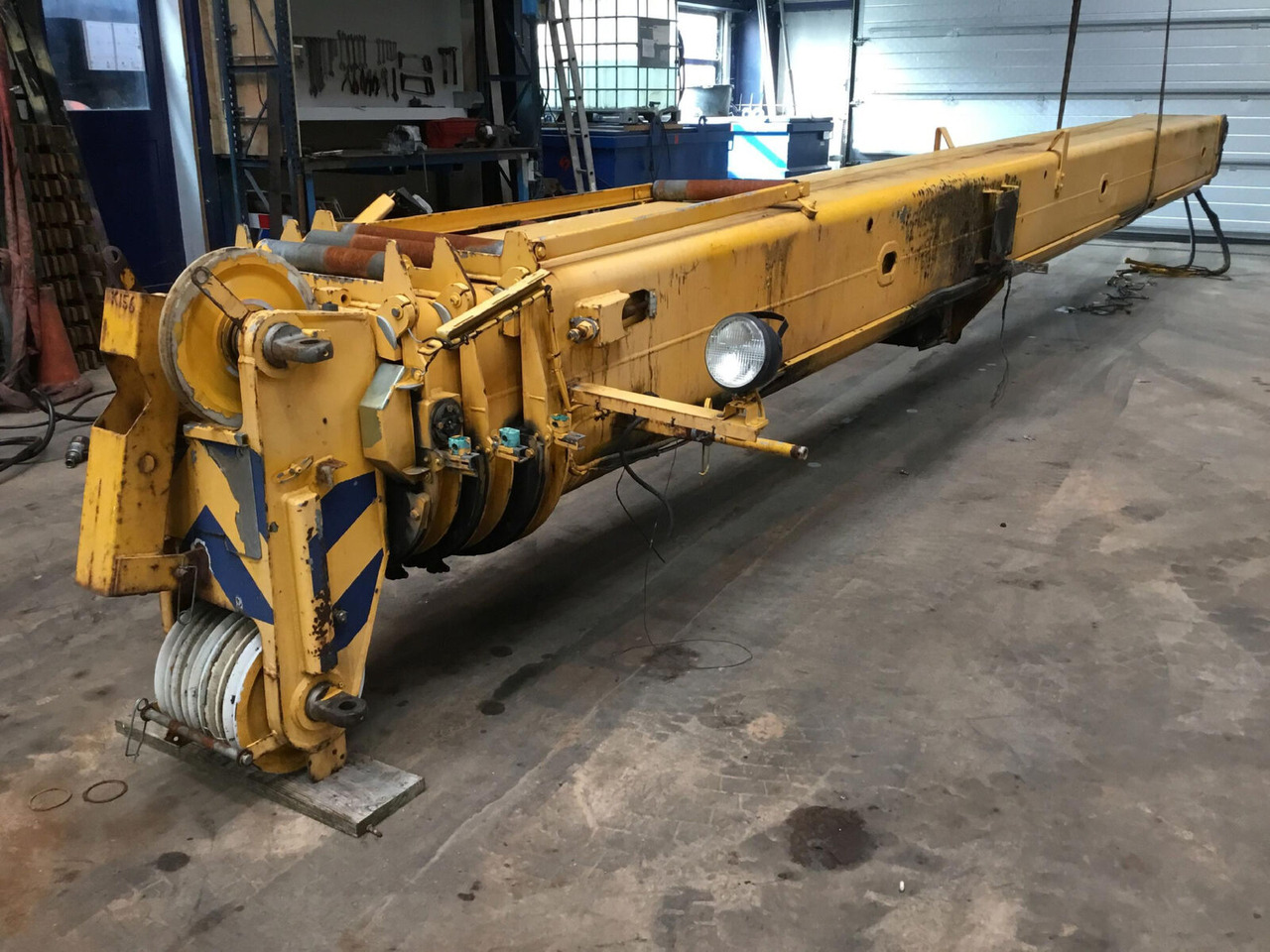 Liebherr LTM 1030-2 complete boom section - Brazo para Autogrúa: foto 2 Liebherr LTM 1030-2 complete boom section - Brazo para Autogrúa: foto 2