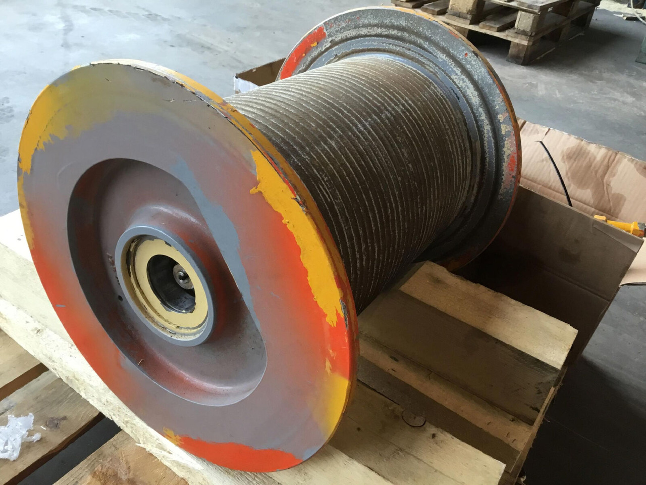 Liebherr LTM 1030/2 winch - Cabrestante para Autogrúa: foto 4 Liebherr LTM 1030/2 winch - Cabrestante para Autogrúa: foto 4