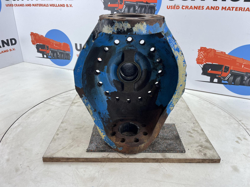 Liebherr LTM 1070 Steering knuckle 16 holes axle 4 - Mangueta para Grúa: foto 5 Liebherr LTM 1070 Steering knuckle 16 holes axle 4 - Mangueta para Grúa: foto 5