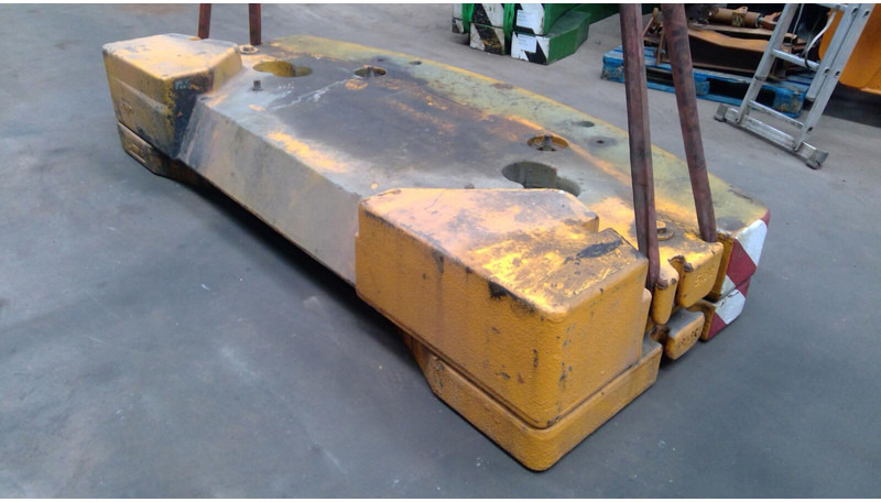 Liebherr LTM 1080-1 counterweight 5,8 ton - Contrapeso para Maquinaria de construcción: foto 4 Liebherr LTM 1080-1 counterweight 5,8 ton - Contrapeso para Maquinaria de construcción: foto 4