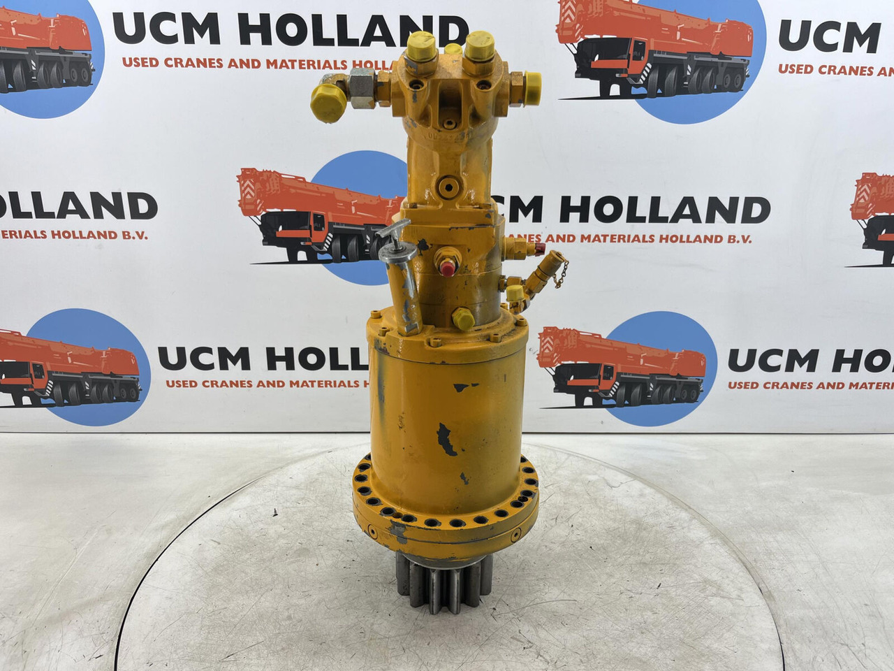 Liebherr LTM 1130-5.1 Slewing gear - Reductor de giro para Autogrúa: foto 1 Liebherr LTM 1130-5.1 Slewing gear - Reductor de giro para Autogrúa: foto 1