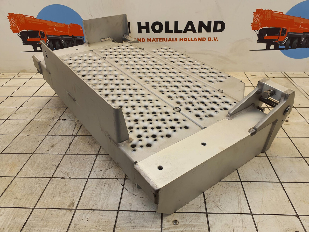 Liebherr LTM 1160-5.2 pedestal 75X806X440 - Peldaño para Autogrúa: foto 4 Liebherr LTM 1160-5.2 pedestal 75X806X440 - Peldaño para Autogrúa: foto 4