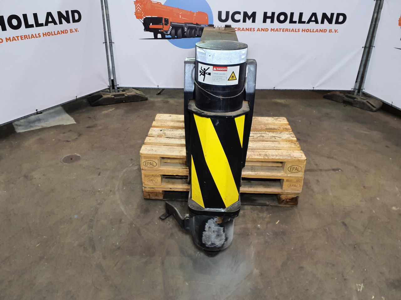 Liebherr LTM 1200/1 sliding beam rear pre assembled - Suspensión para Grúa: foto 5 Liebherr LTM 1200/1 sliding beam rear pre assembled - Suspensión para Grúa: foto 5