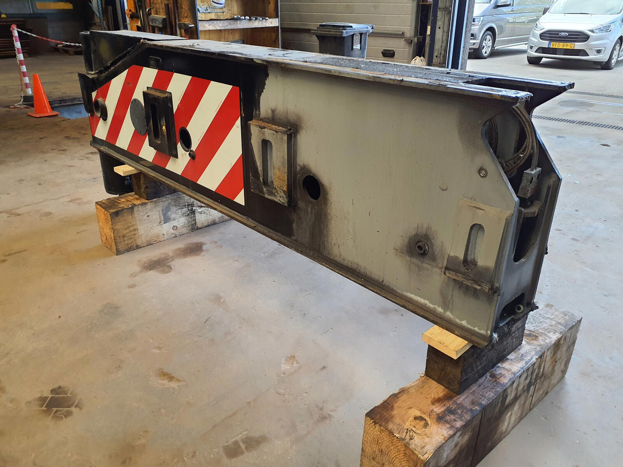 Suspensión para Autogrúa Liebherr LTM 1400 7.1 inner rear sliding beam with cilinder: foto 6 Suspensión para Autogrúa Liebherr LTM 1400 7.1 inner rear sliding beam with cilinder: foto 6