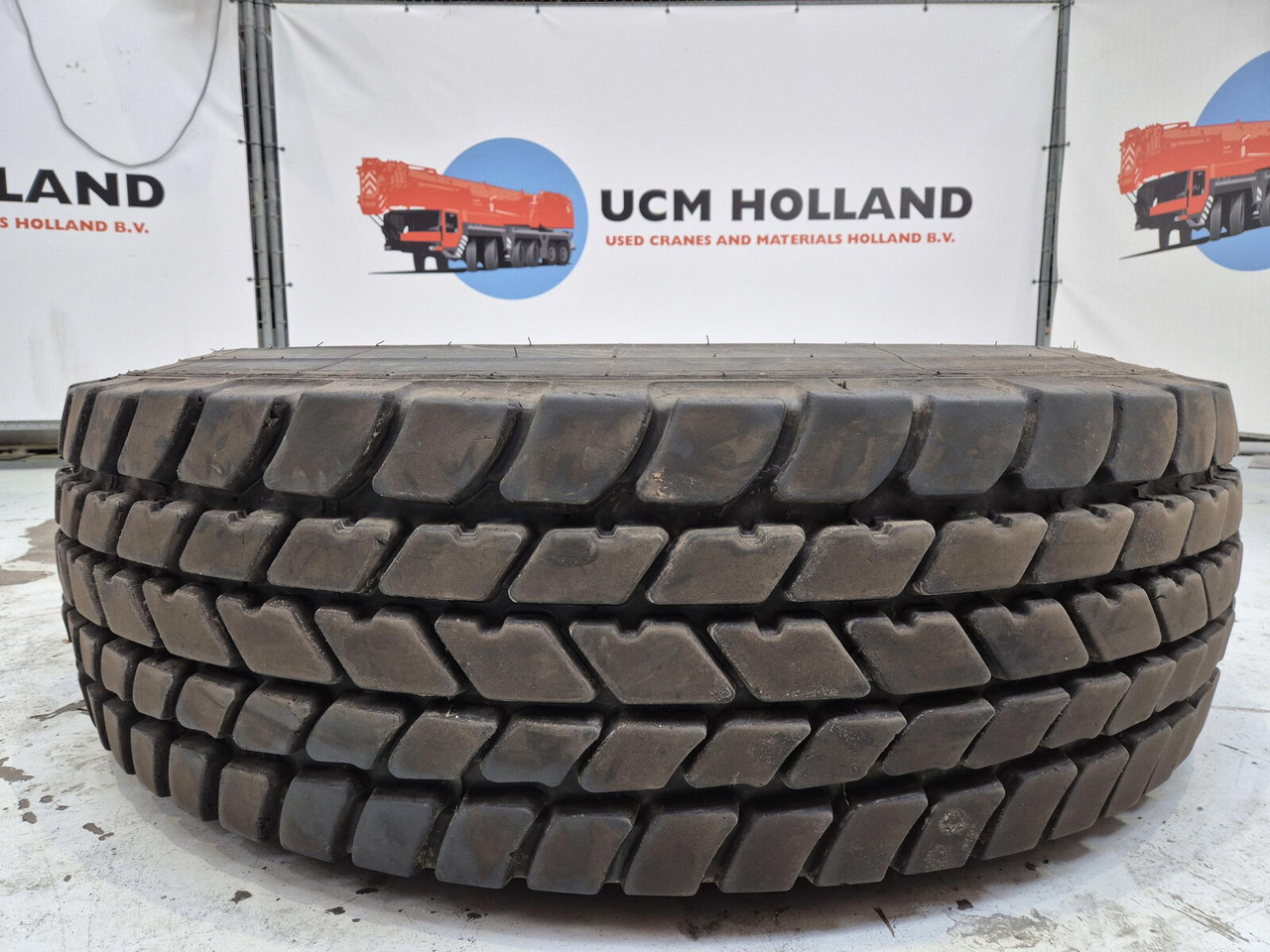 Michelin Wheel 445/95R25 10 12 1p - Rueda completa para Grúa: foto 3 Michelin Wheel 445/95R25 10 12 1p - Rueda completa para Grúa: foto 3