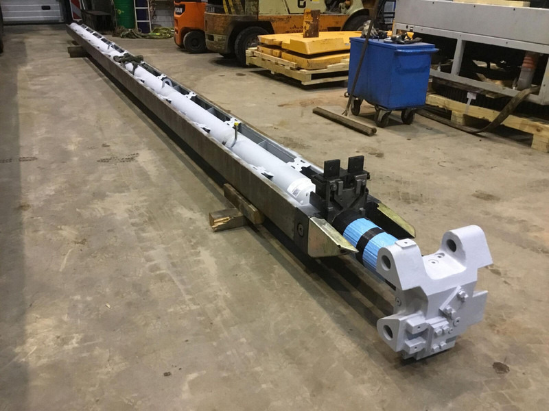 Terex AC 100/4 telescopic cylinder - Cilindro hidráulico para Grúa: foto 2 Terex AC 100/4 telescopic cylinder - Cilindro hidráulico para Grúa: foto 2