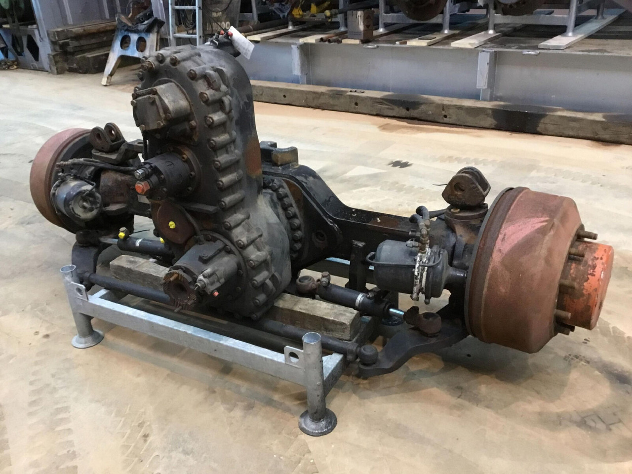 Terex AC 205 axle 2 - Eje y piezas para Autogrúa: foto 3 Terex AC 205 axle 2 - Eje y piezas para Autogrúa: foto 3