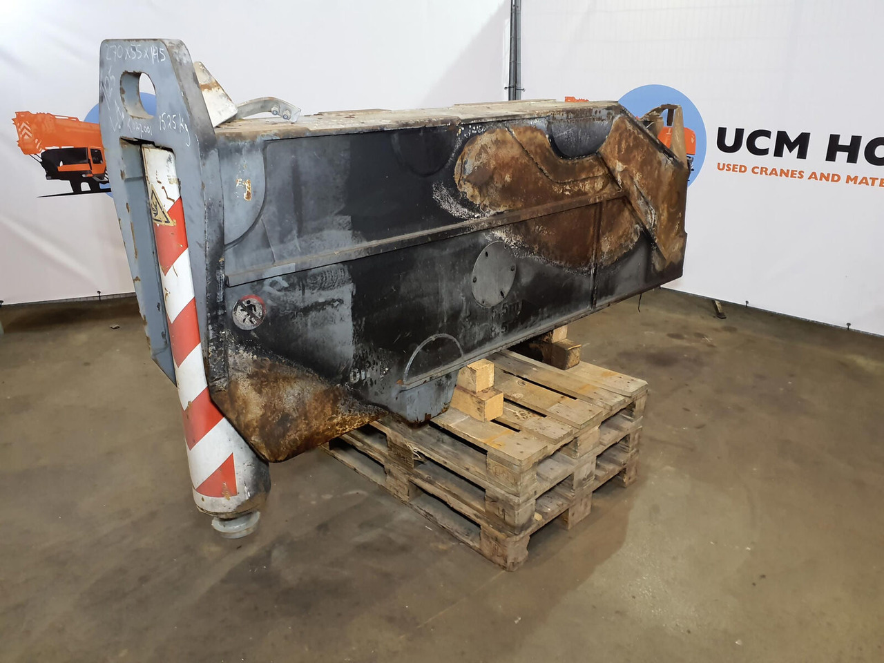 Terex AC 350-1 outrigger beam complete rear - Suspensión para Autogrúa: foto 2 Terex AC 350-1 outrigger beam complete rear - Suspensión para Autogrúa: foto 2