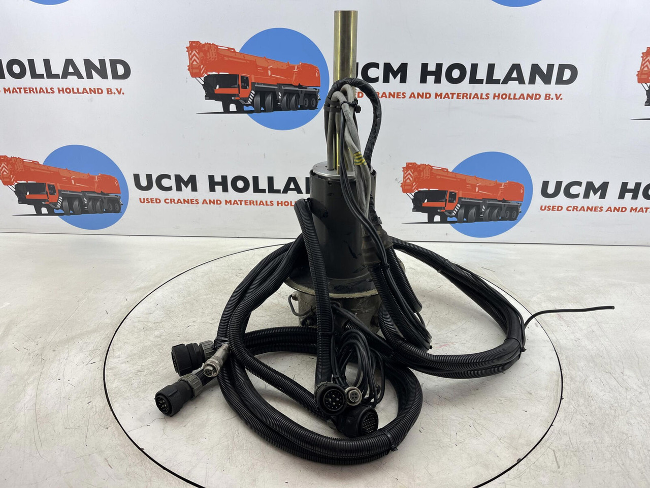 Terex AC slip ring assy - Sistema eléctrico para Grúa: foto 2 Terex AC slip ring assy - Sistema eléctrico para Grúa: foto 2